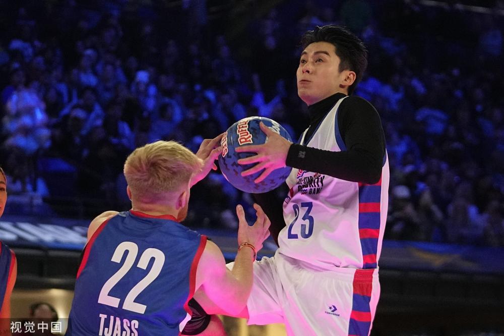 在他短暂而 在他短暂而